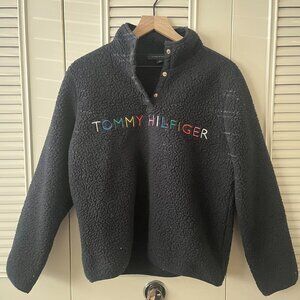 Tommy Hilfiger Women's Navy and Black Jumper